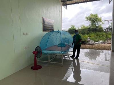 ร่วมให้กำลังผู้สัมผัสเสี่ยงสูงเข้าสถานที่ักักกัน (Local Quarantine)