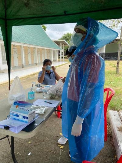 ร่วมให้กำลังผู้สัมผัสเสี่ยงสูงเข้าสถานที่ักักกัน (Local Quarantine)