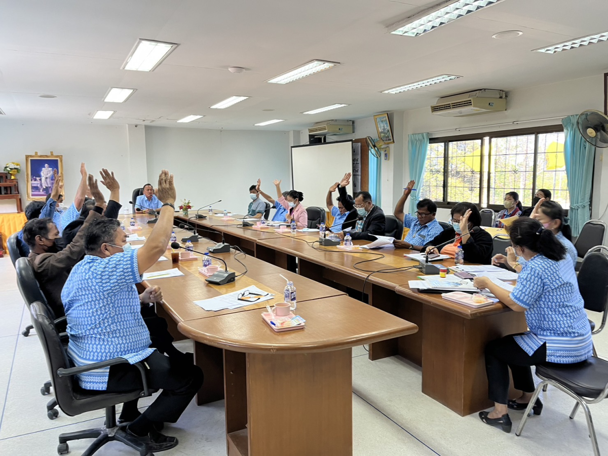 การประชุมคณะกรรมการกองทุนหลักประกันสุขภาพองค์การบริหารส่วนตำบลด่านใน  ครั้งที่ 1/2566  วันที่ 19 มกราคม พ.ศ.2566  ณ  ห้องประชุมสภาองค์การบริหารส่วนตำบลด่านใน  อำเภอด่านขุนทด  จังหวัดนครราชสีมา