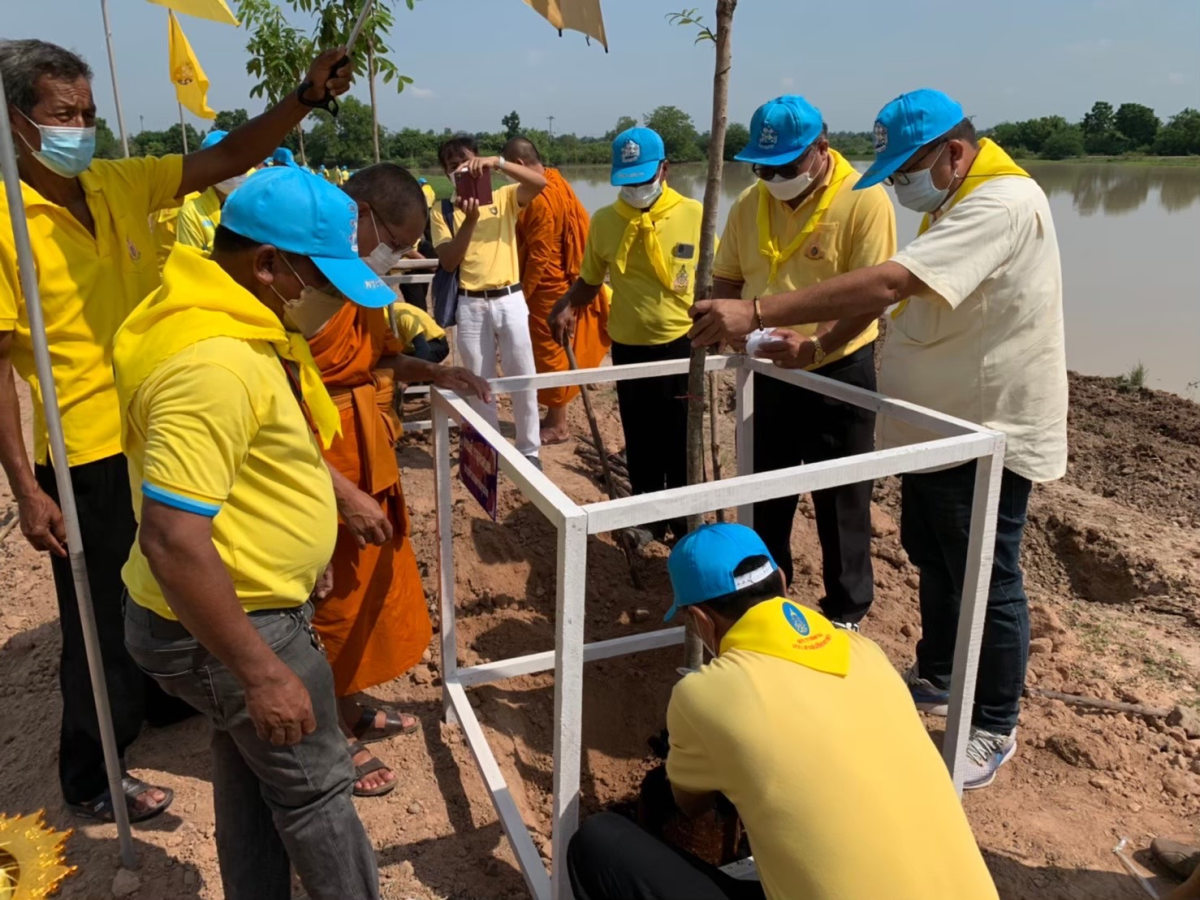 องค์การบริหารส่วนตำบลด่านใน  จัดโครงการปลูกป่าเฉลิมพระเกียรติฯ เมื่อวันที่ 27 กรกฎาคม 2566  ณ  บริเวณขอบสระน้ำหน้าที่ทำการองค์การบริหารส่วนตำบลด่านใน