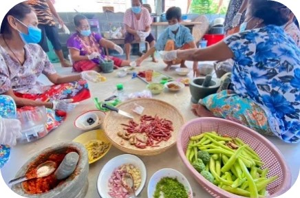 "พริกแกงด่านใน" กลุ่มสตรีบ้านดอนขาม 