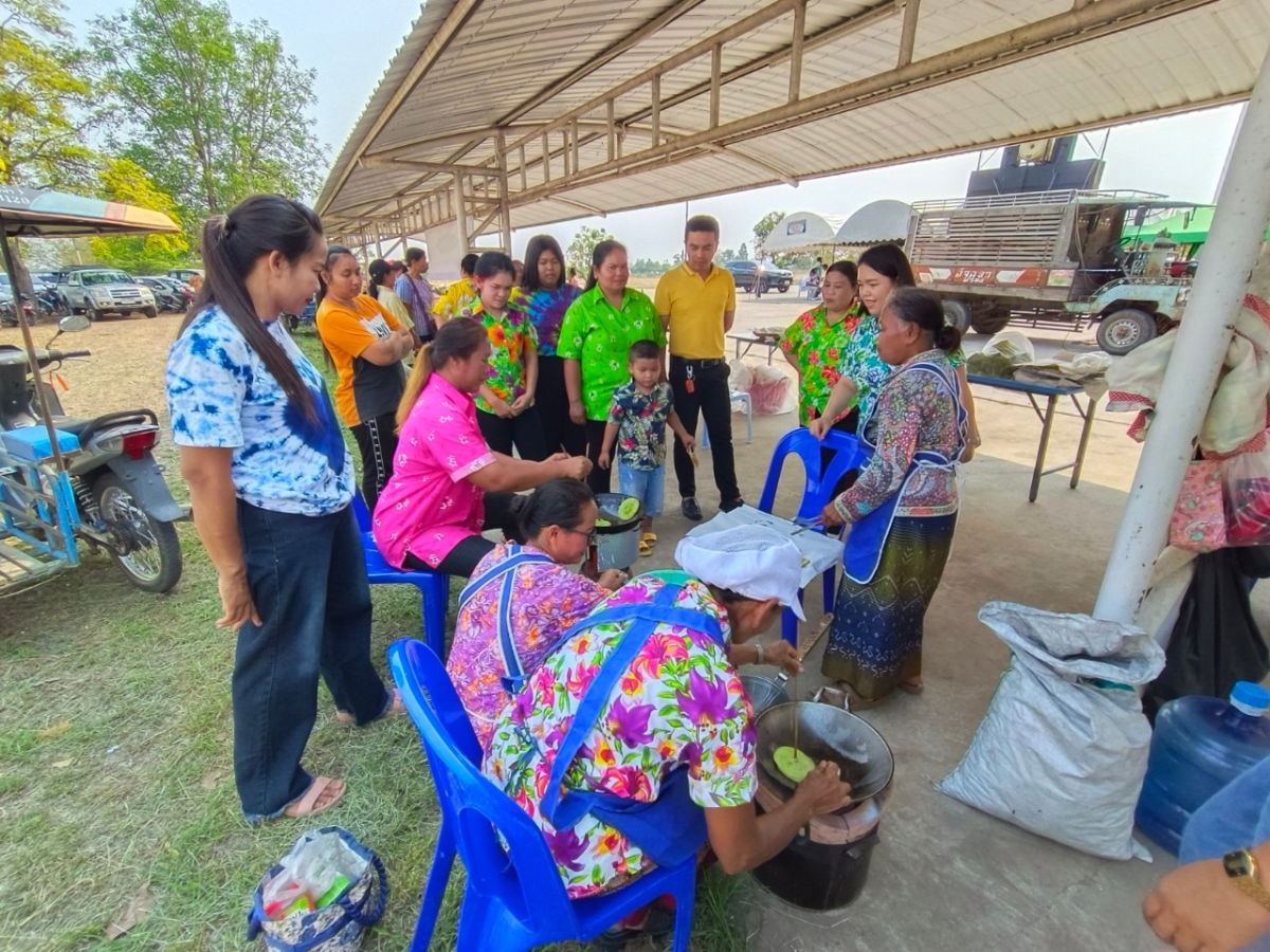 โครงการมหกรรมถ่ายทอดภูมิปัญญาท้องถ่ิน