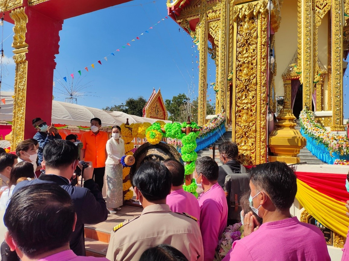 ร่วมงานปิดทองฝังลูกนิมิตวัดบ้านพระ  ตำบลด่านใน  อำเภอด่านขุนทด  จังหวัดนครราชสีมา 