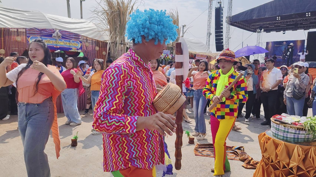 ภาพการประกวดขั่วหมี่ ตำส้มลีลา/น้ำพริก ปลาเผา สะเดาหวาน ในวันที่ 26 กุมภาพันธ์ 2569 ณ เวทีกลางหน้าเทศบาลตำบลด่านขุนทด